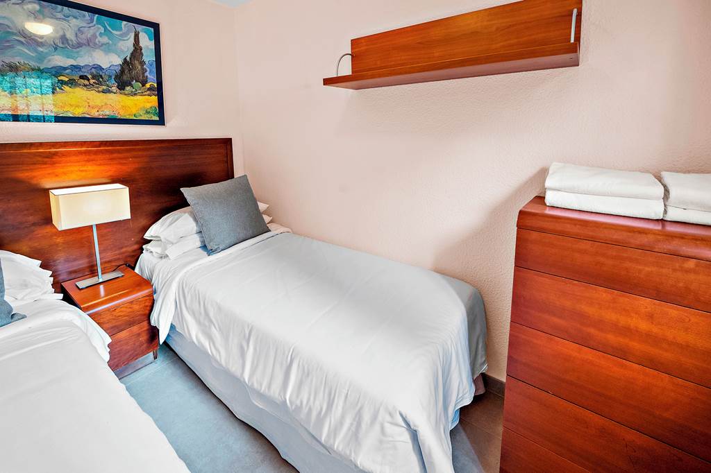 AGP_85377_Ramada_Hotel_&_Suites_Costa_Del_Sol_0224_01.jpg