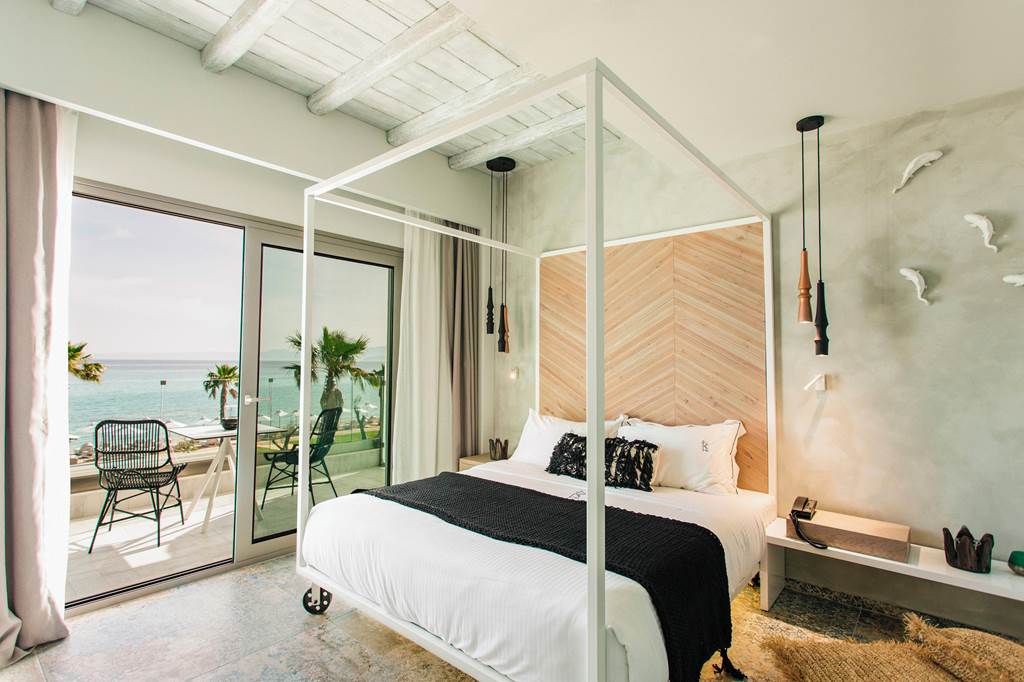 SKG_80160_Blue_Carpet_Luxury_Suites_0325_26.jpg
