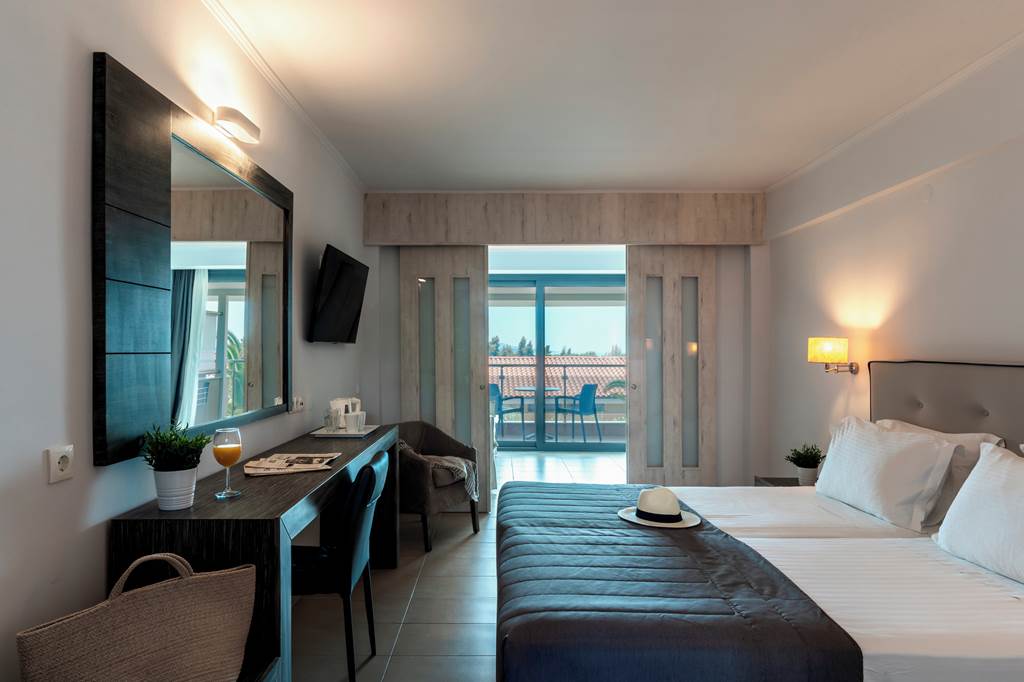 SKG_77438_Lagomandra_Hotel_and_Spa_0423_03.jpg