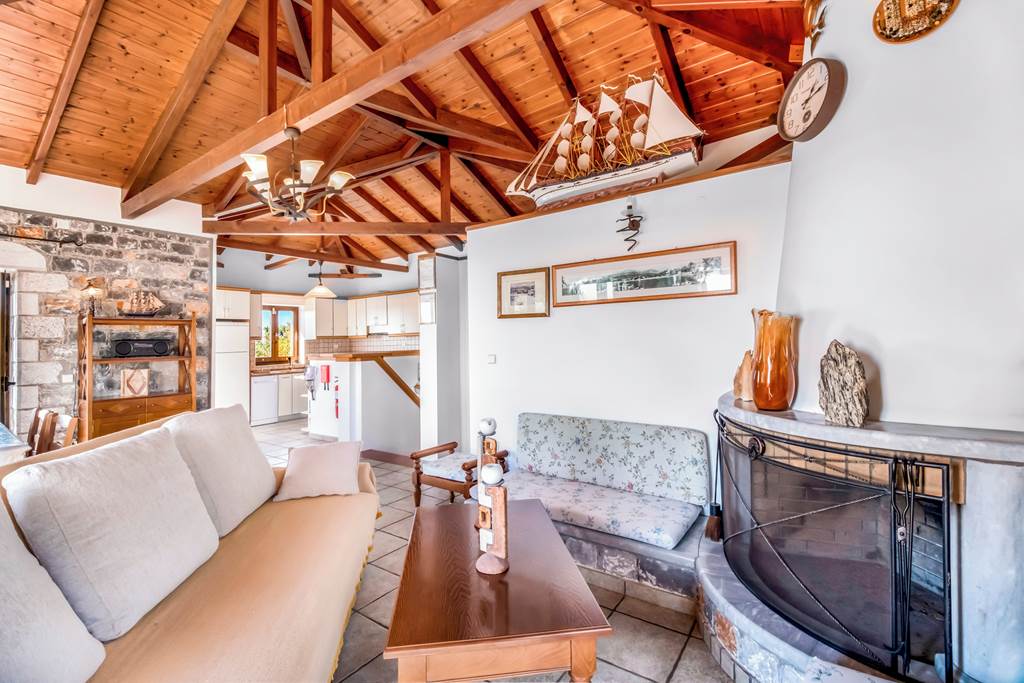 KLX_86810_Villa_Mulberry_Stoupa_1124_06.jpg