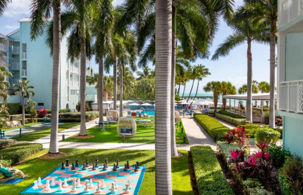 The-Reach-Key-West-Curio-Collection-by-Hilton-11.jpg