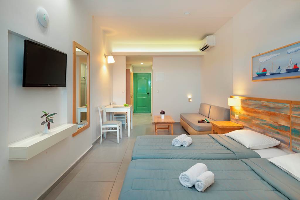 CHQ_84219_Erato_Beach_Hotel_0922_17.jpg