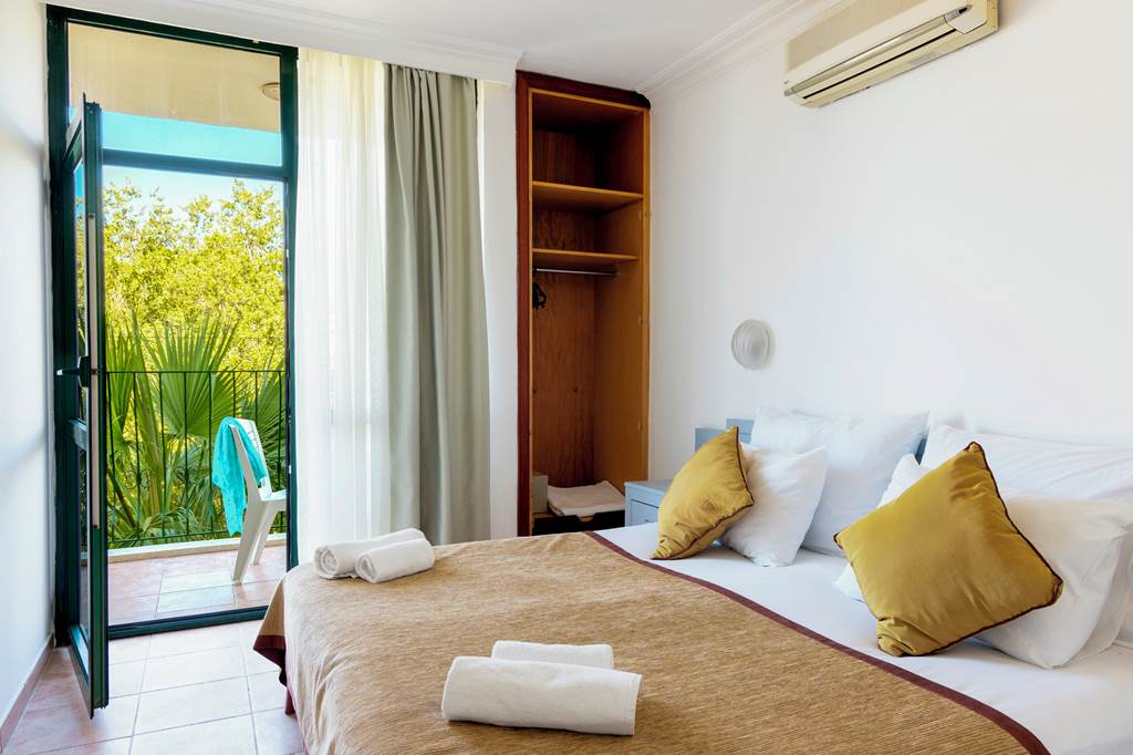 AYT_87494_Begonville_Apart_Hotel_0324_21.jpg