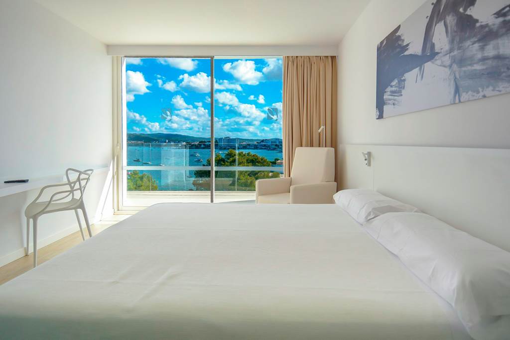 IBZ_82150_Els_Pins_Resort_and_Spa_Ibiza_0220_10.jpg