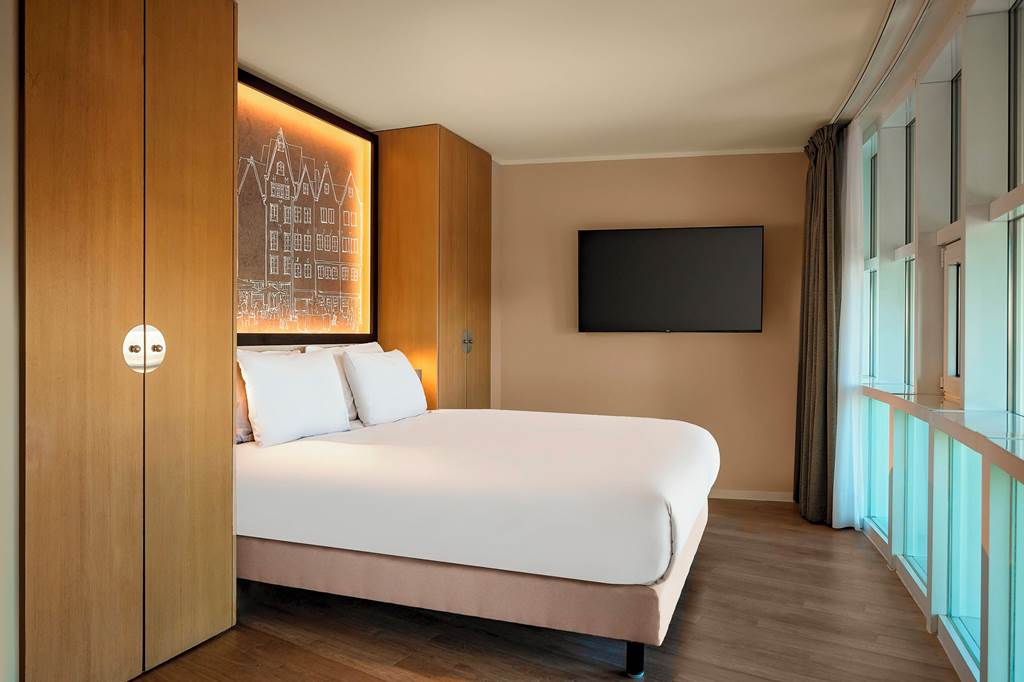 CGN_86160_Wasserturm_Hotel_Cologne_1023_08.jpg