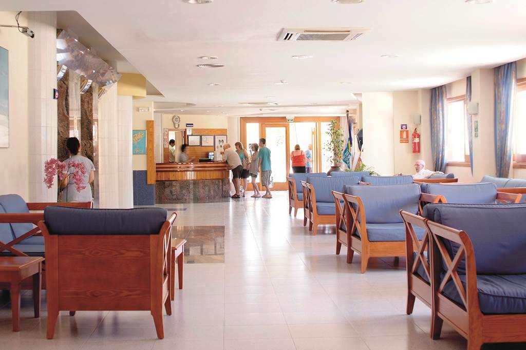 O_IBZ_69071_INVISA_ERESO_1011_02.jpg