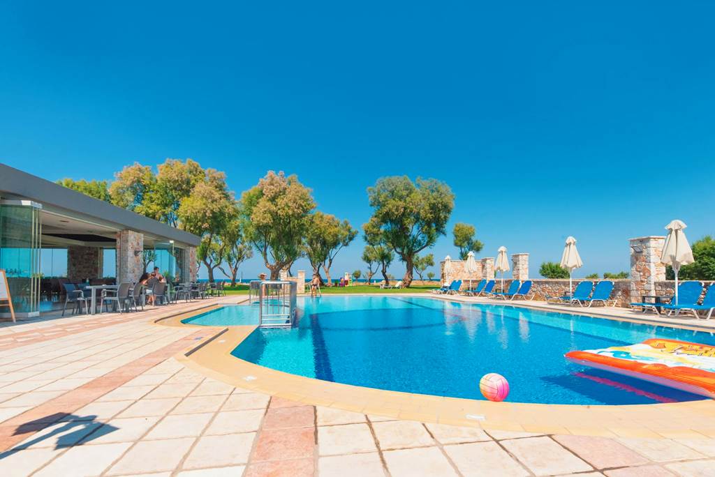 CHQ_84271_Lito_Beach_Hotel_0123_01.jpg