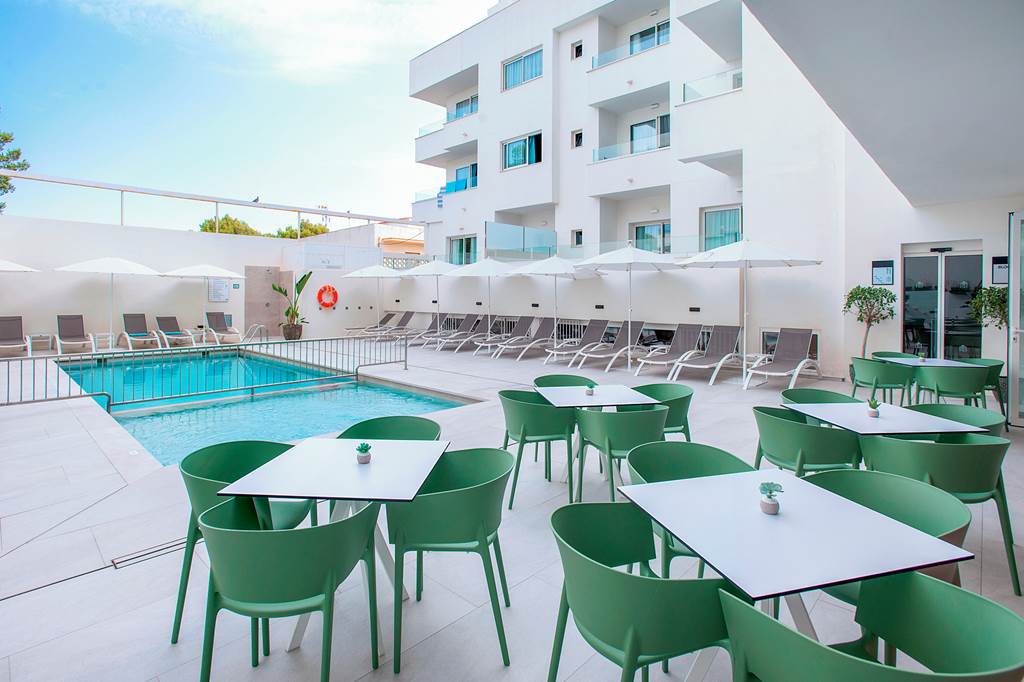 PMI_79756_Hotel_Marina_Drach_0723_10.jpg