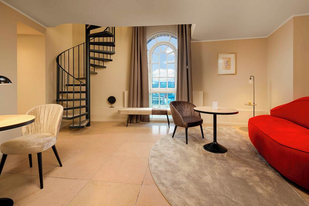 CGN_86160_Wasserturm_Hotel_Cologne_0324_03.jpg
