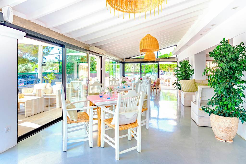 IBZ_79873_S'Argamassa_Villas_0119_12.jpg