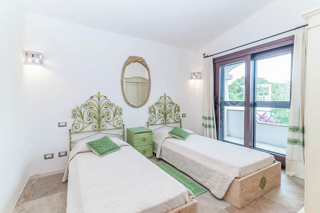 OLB_87602_Villa_Silent_Heights_0524_08.jpg