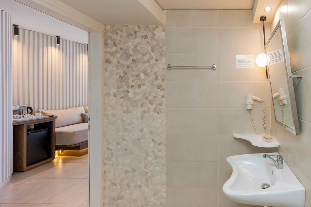 HER_88263_Alia_Beach_Hotel_1024_47.jpg