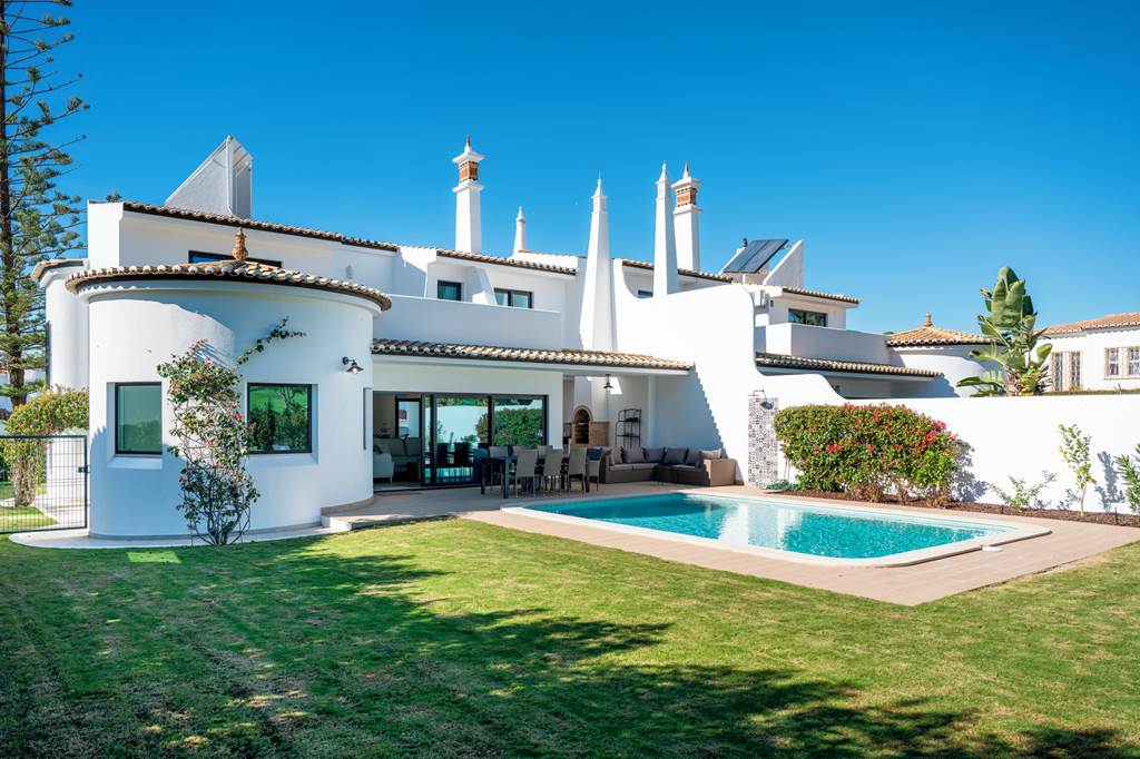 FAO_87404_Villa_Perfect_View_0224_07.jpg