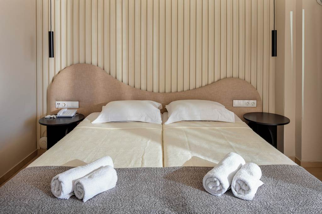 HER_88263_Alia_Beach_Hotel_1024_37.jpg