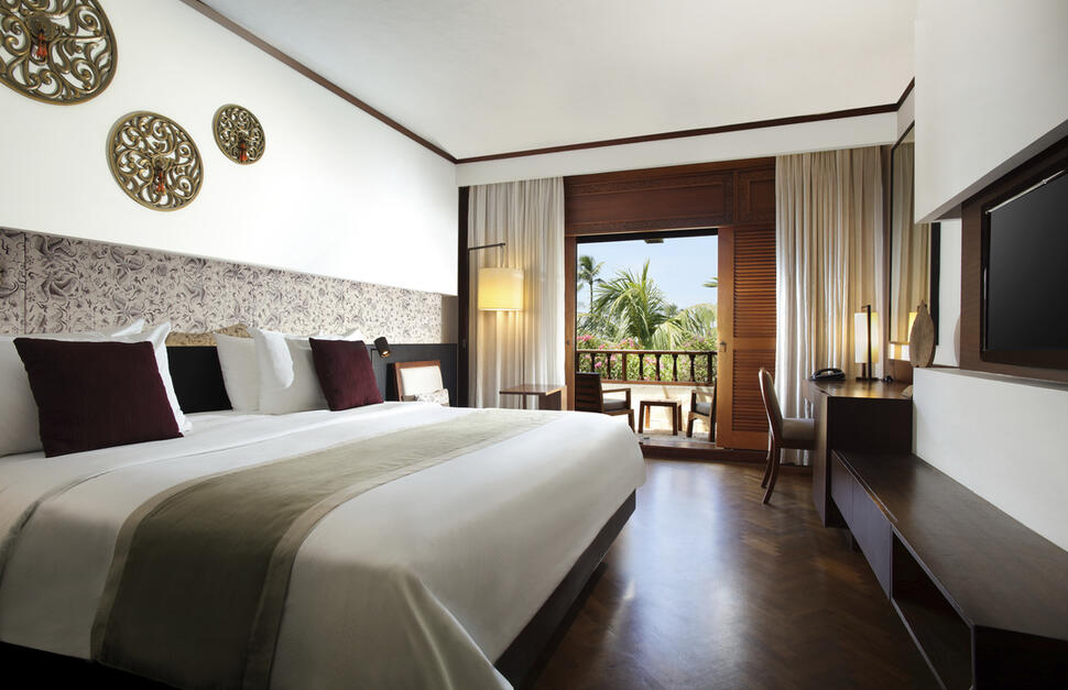 Nusa-Dua-Beach-Hotel-and-Spa-1.jpg