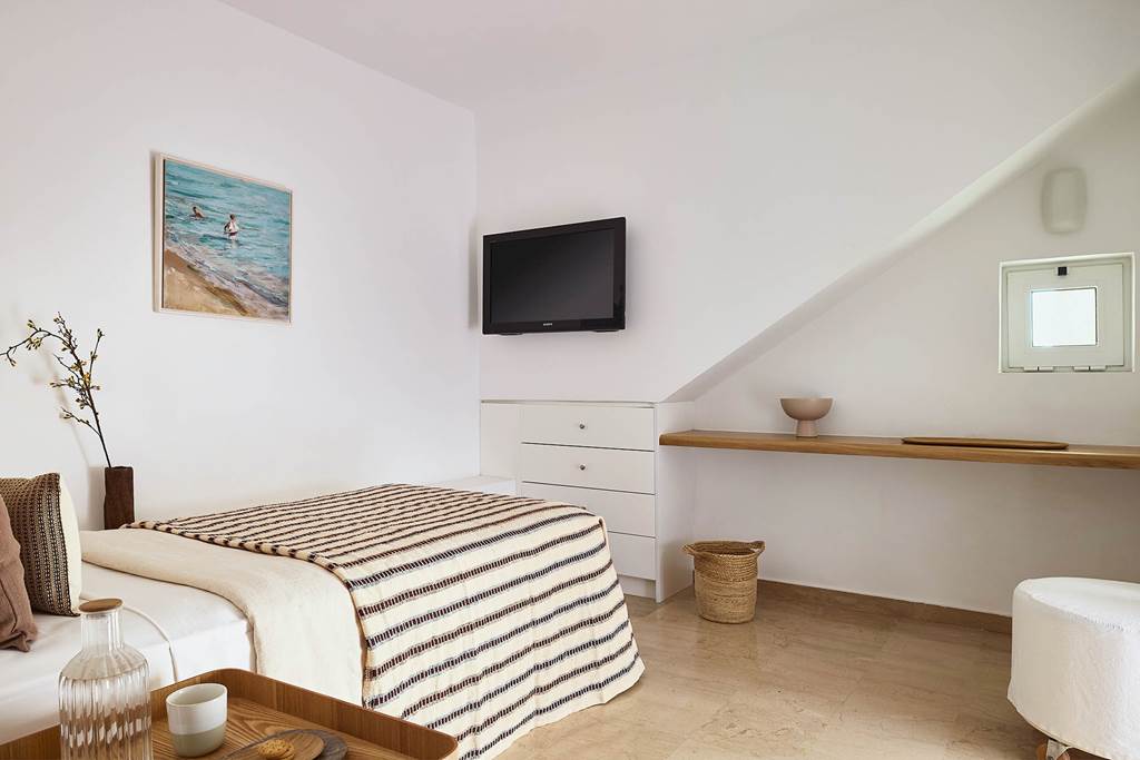 HER_83337_Thalassa_Villas_0125_05.jpg