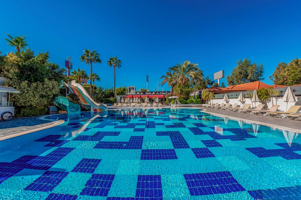 AYT_85744_White_City_Beach_Hotel_0723_18.jpg