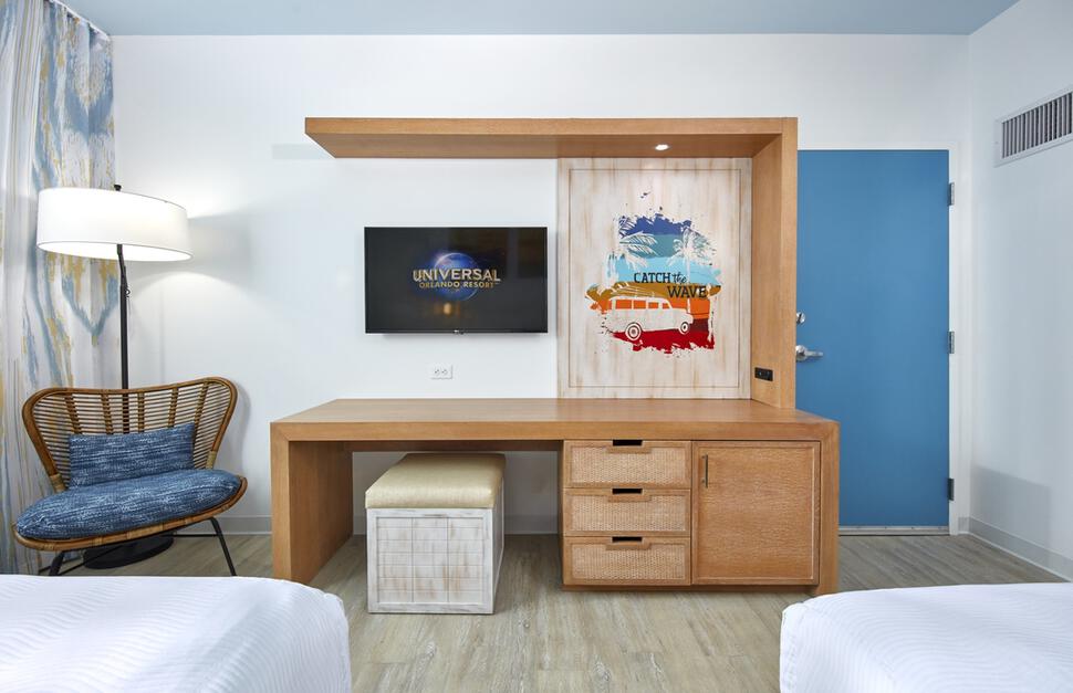 Universals-Endless-Summer-Resort-Dockside-Inn-and-Suites-2.jpg
