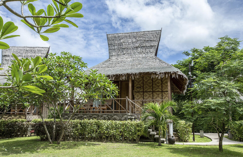 Saii-Phi-Phi-Island-Village-8.jpg