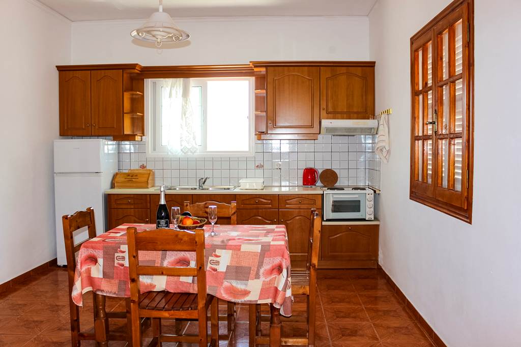 CFU_77155_Tsaros_Apts_1017_11.jpg