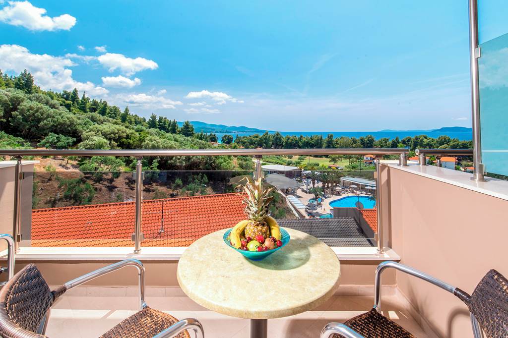 SKG_77438_Lagomandra_Hotel_and_Spa_0723_07.jpg