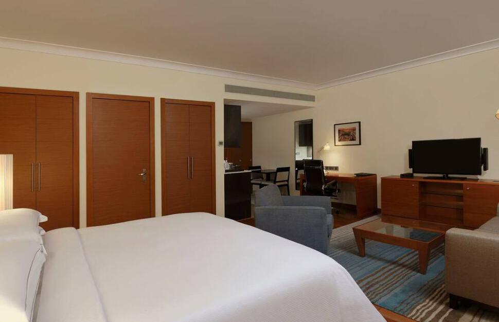 Hilton-Bangalore-Embassy-GolfLinks-5.jpg