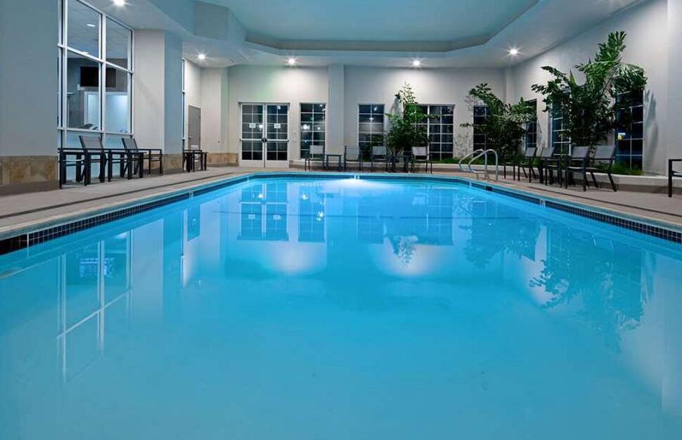 Embassy-Suites-by-Hilton-Monterey-Bay-Seaside-13.jpg