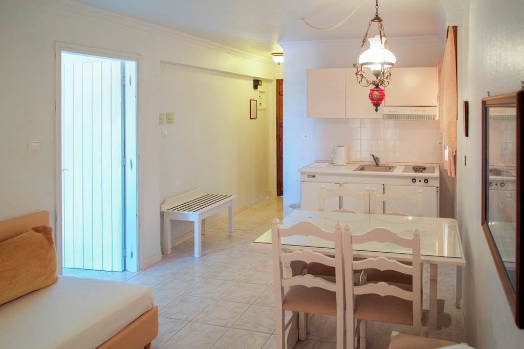 JSI_83409_Villa_Christina_Skiathos_1121_04.jpg