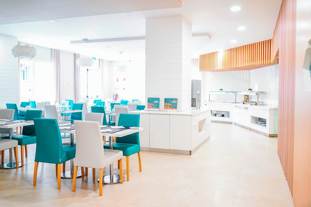 FAO_69567_Vitor's_Plaza_0524_04.jpg