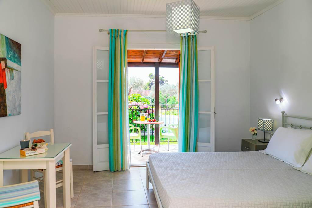 JSI_82438_Magda_Studios_&_Apartments_0821_27.jpg