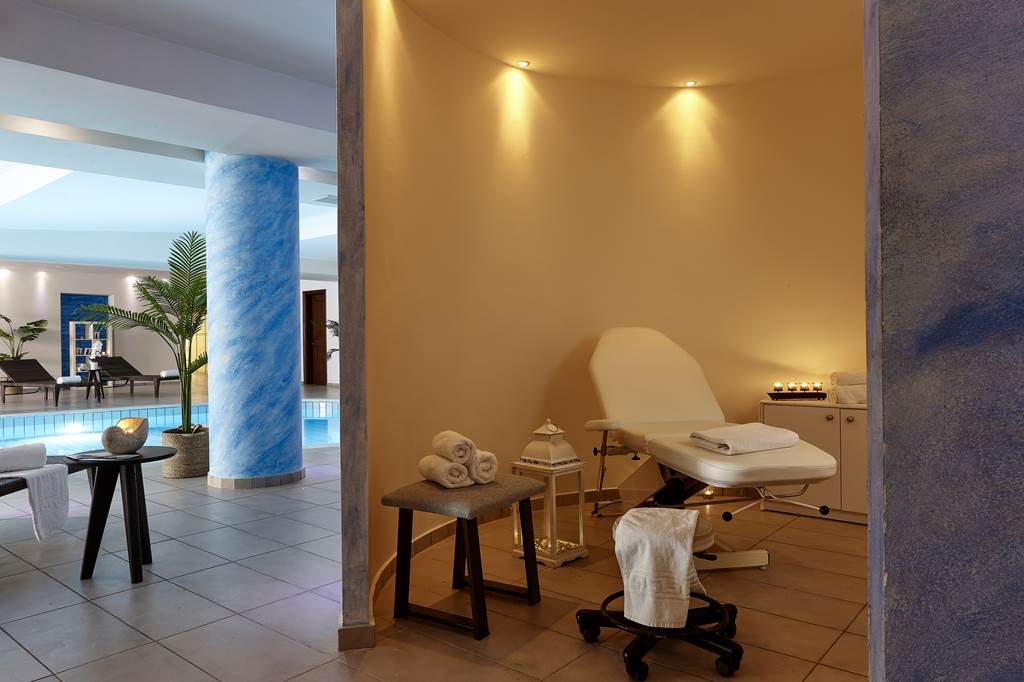 HER_83753_Blue_Marine_Resort_&_Spa_0722_27.jpg