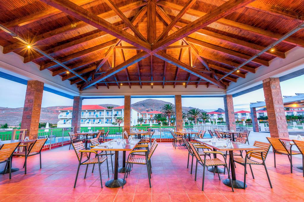 MJT_83267_Aeolian_Village_Hotel_1223_26.jpg