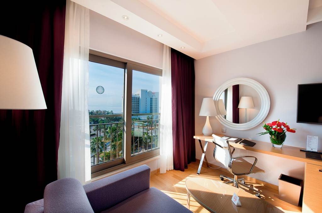 AYT_80996_Akra_Hotel_0622_16.jpg