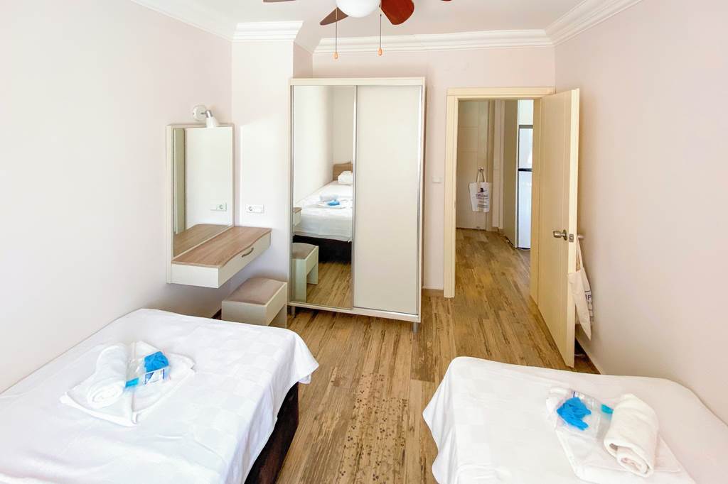 DLM_88854_Diplomat_Suites_0624_03.jpg