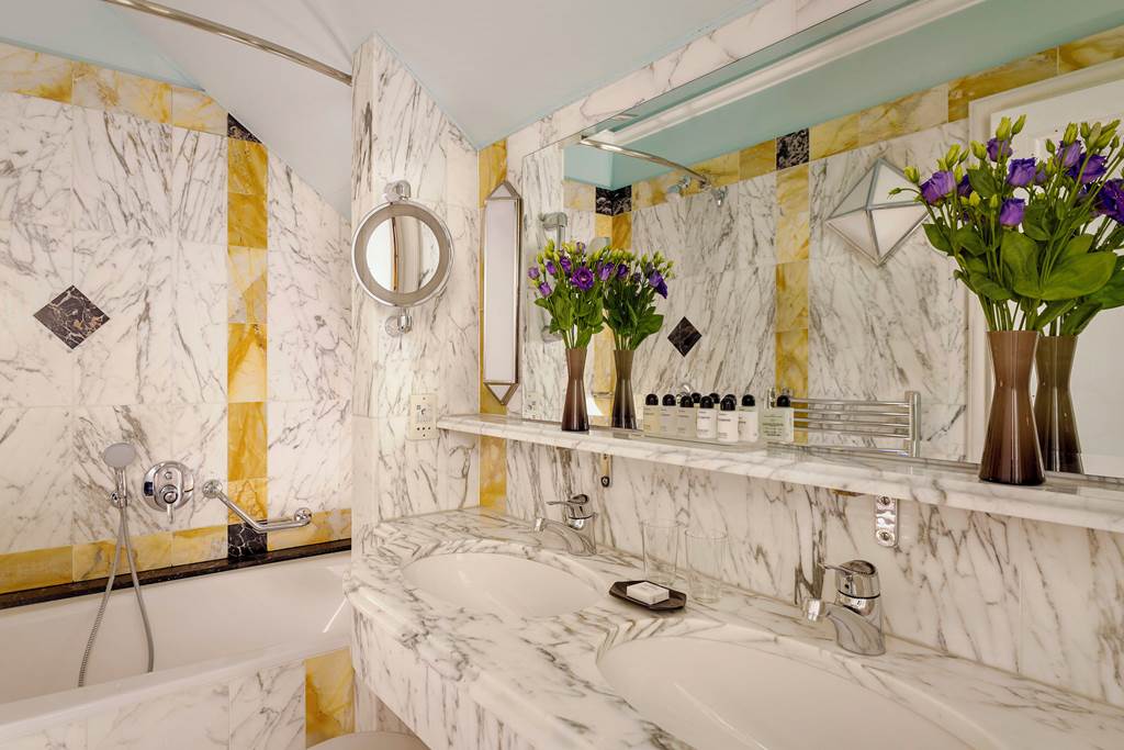 VIE_85746_Hotel_Bristol_a_Luxury_Collection_Hotel_Vienna_0623_21.jpg