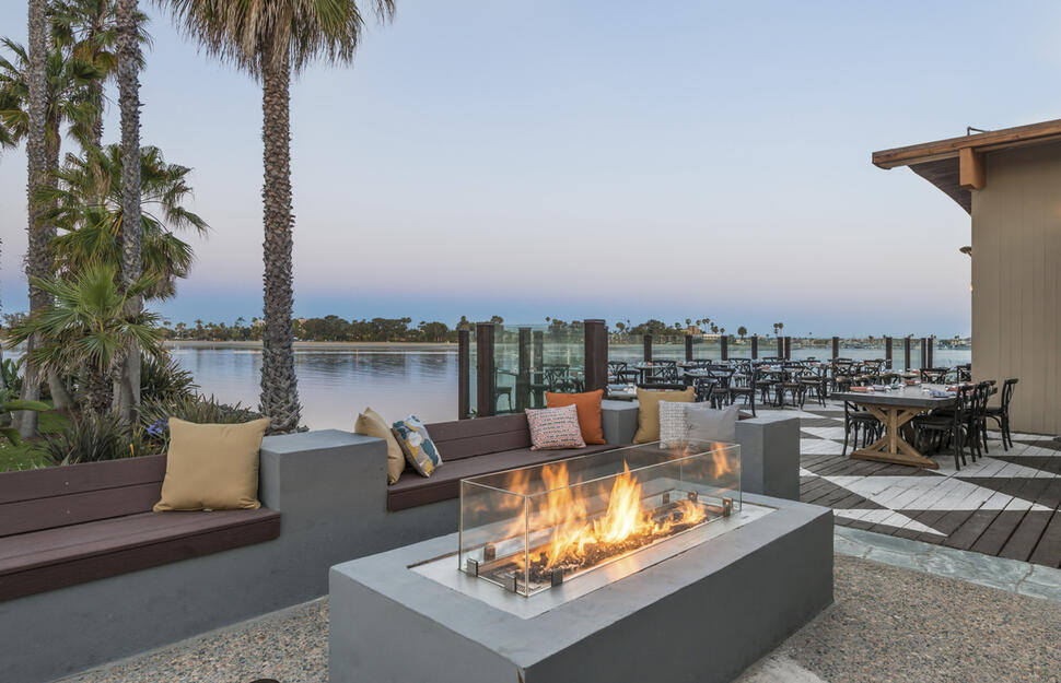 Paradise-Point-Resort-Spa-18.jpg
