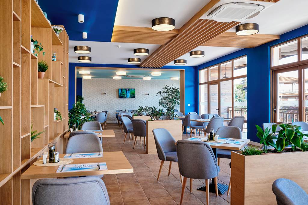 BOJ_87441_Viva_Mare_Beach_Hotel_0224_38.jpg