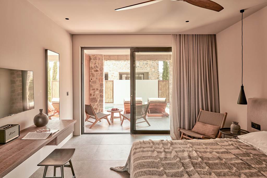 KGS_83909_Theros_All_Suite_Hotel_1222_16.jpg