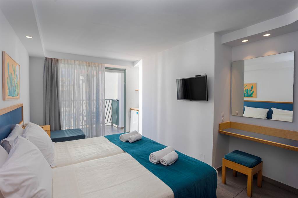 HER_88263_Alia_Beach_Hotel_1024_23.jpg