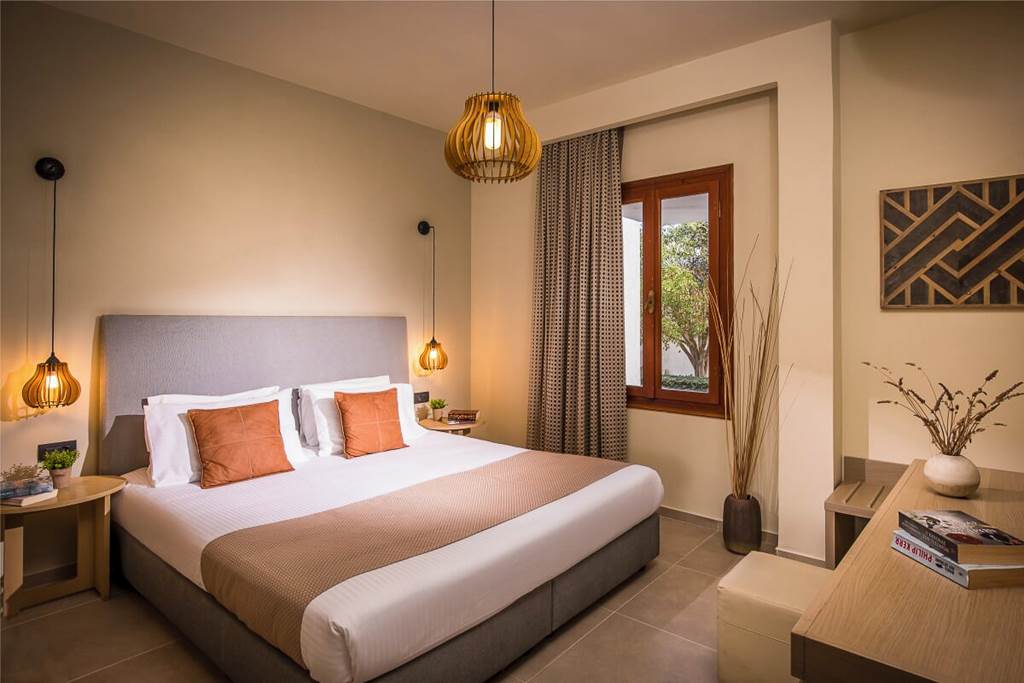 HER_86254_Malena_Hotel_&_Suites_1023_18.jpg