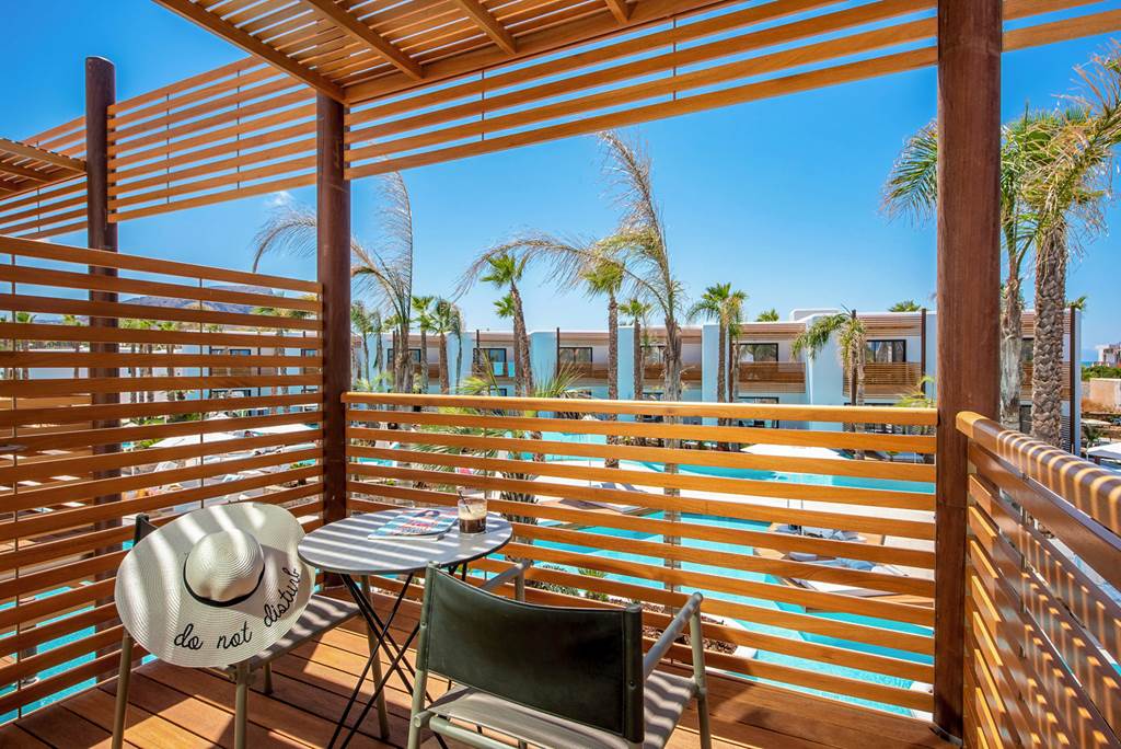 HER_81022_Stella_Island_Luxury_Resort_&_Spa_1221_01.jpg