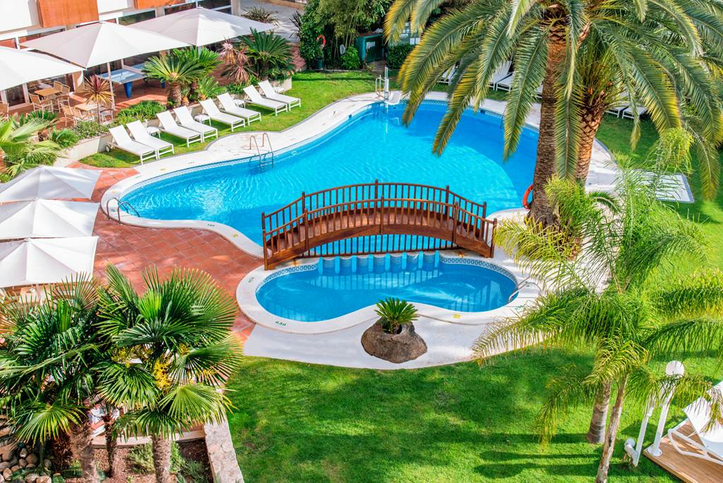REU_81025_Hotel_Monica_0819_09.jpg