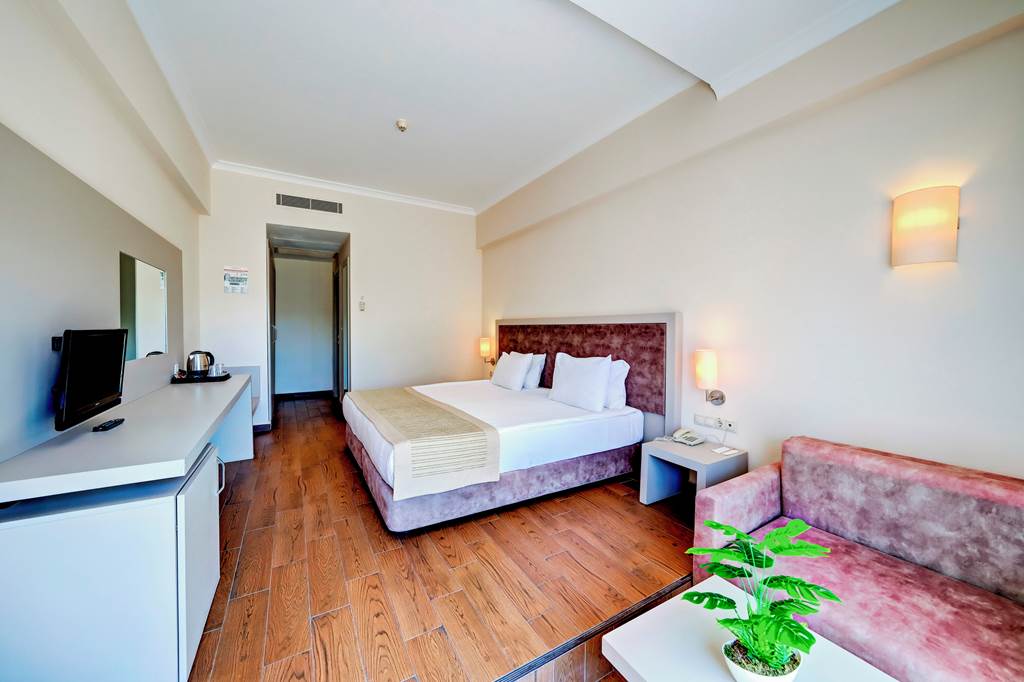 BJV_86712_Yasmin_Resort_0124_12.jpg