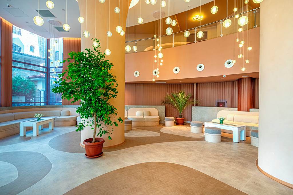 BOJ_86935_Hotel_Zenith_0924_08.jpg