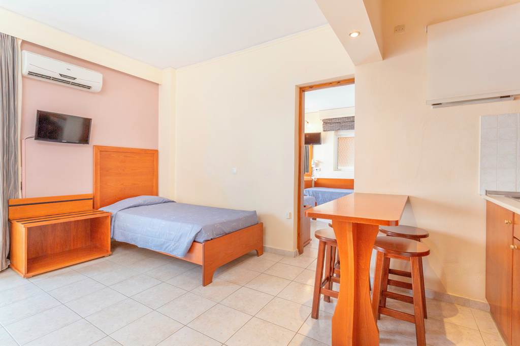 KGS_78070_Agrelli_Hotel_Imperial_0519_02.jpg
