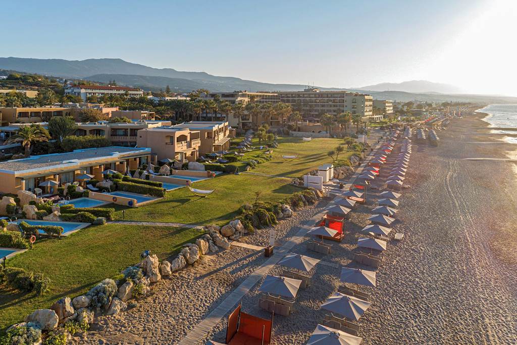 HER_87894_Aquila_Rithymna_Beach_1024_06.jpg