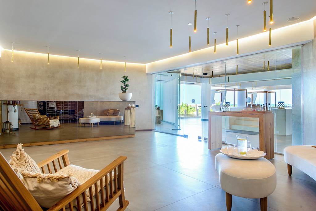 HER_81022_Stella_Island_Luxury_Resort_&_Spa_0819_21.jpg
