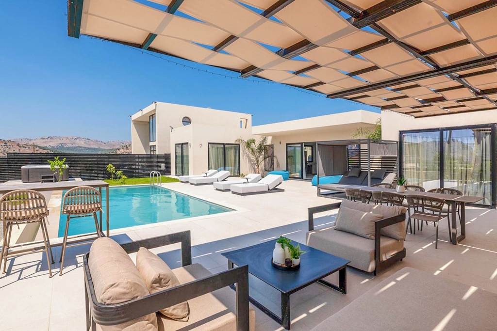 RHO_88635_Villa_Trapezia_Pearl_1224_05.jpg