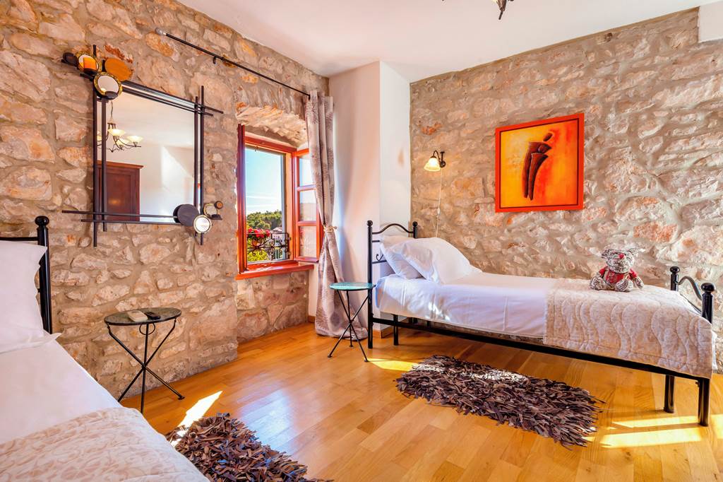 SPU_84749_Villa_Vicina_Split_1222_04.jpg