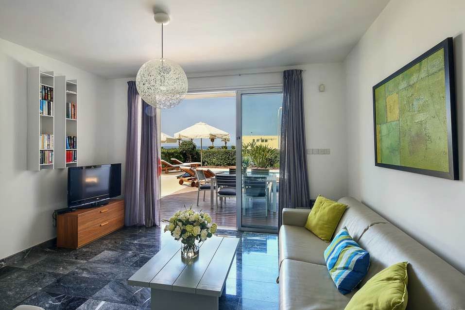 PFO_87129_Villa_Turquoise_Paphos_0124_08.jpg